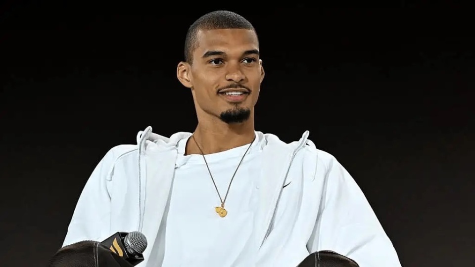 开心快乐过, 从没摸过枪 开心快乐过, 从没摸过枪