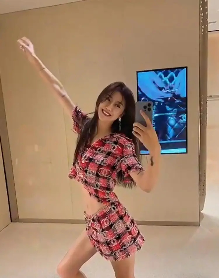 ZKoAA, 于孙悦的动