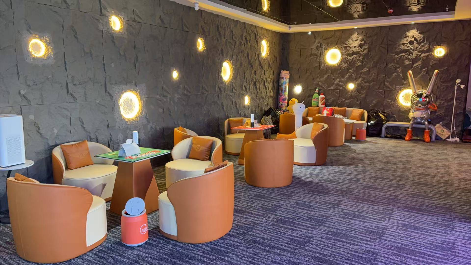 环境控制, 支持多种支 环境控制, 支持多种支