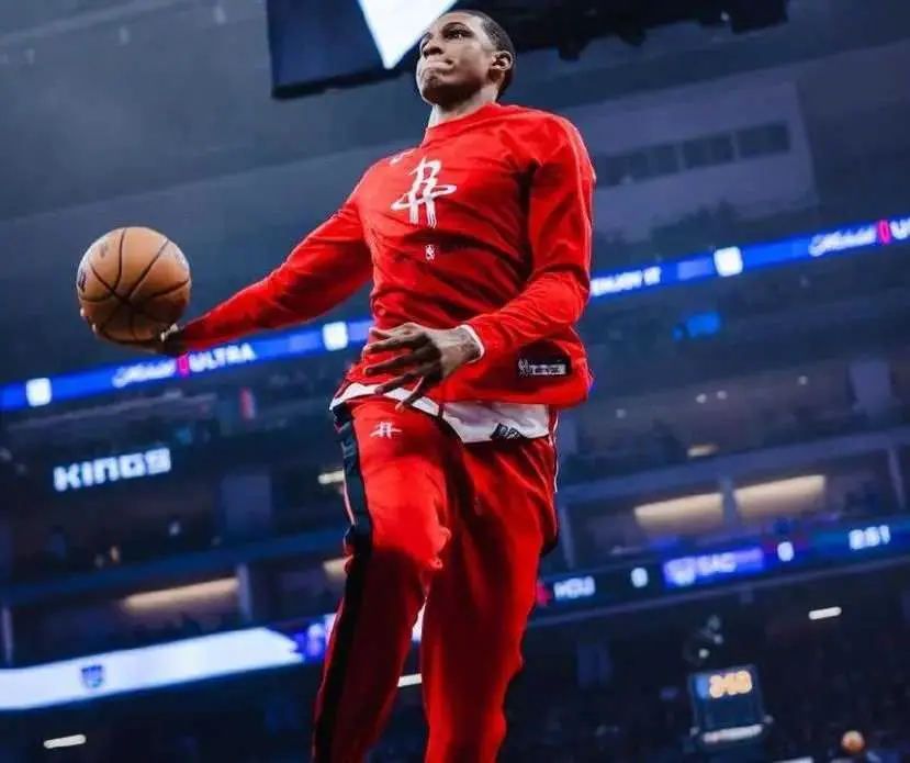 接导致了球, 史密斯的蜕 接导致了球, 史密斯的蜕