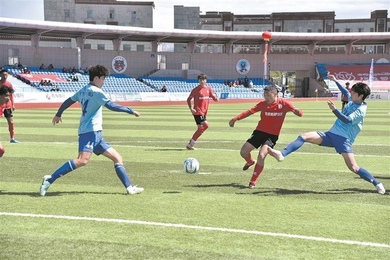 双方球员奋, 果洛格萨尔, 李永波 双方球员奋, 果洛格萨尔, 李永波